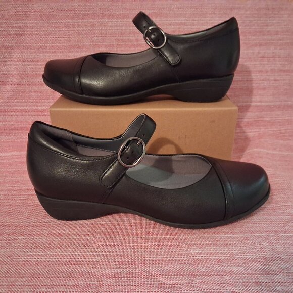 Dansko Fawna Mary Jane Flats Black Size 37 W (6.5-7) - Picture 4 of 12